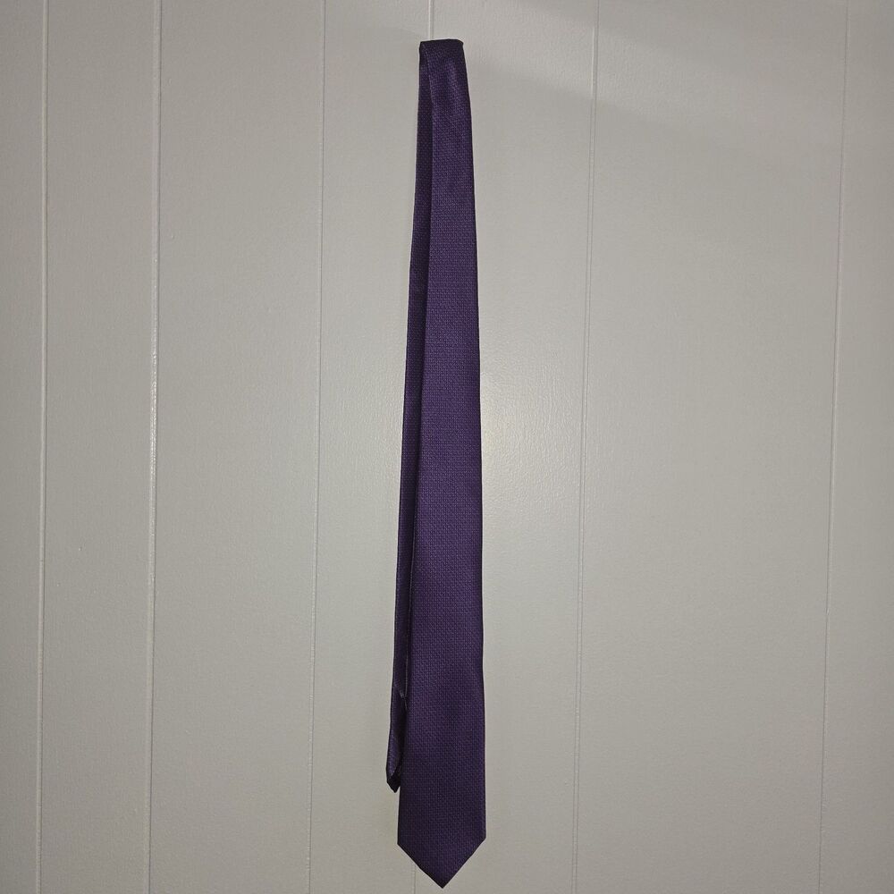 Michael Kors Men's 100% Silk Tie Geometric Purple,  3.25" x 58.5"